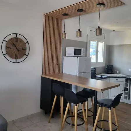 Apartman T3 Avec Belle Vue Et Parking Roses